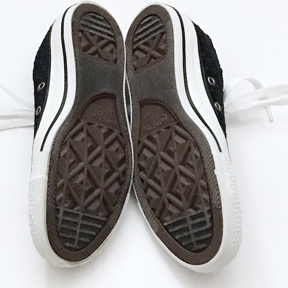 NWOT Eyelet Unique Black Super Cute Chuck Taylor Ox Converse - Picture 2 of 9